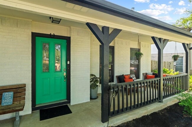 Photo - 14401 Richard Walker Blvd