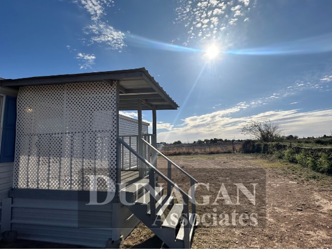 Photo - 3 bedroom 2 full bath mobile home (under 25 lb dogs)