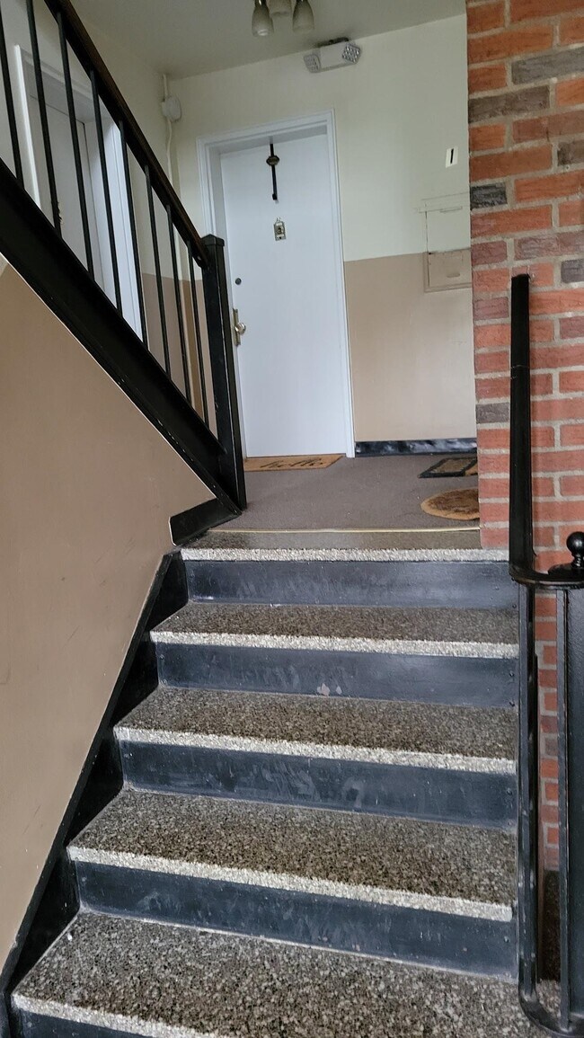 Photo - 204 Woodcliff Ave Unit A3