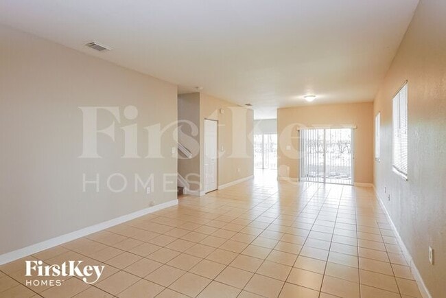 Photo - 3326 NE 3rd Dr