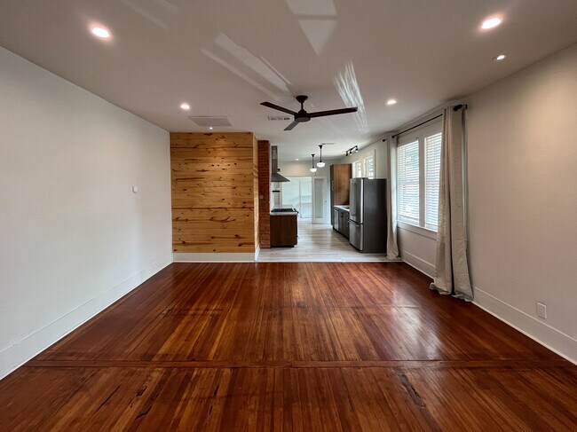 Photo - 634 Turner Ave