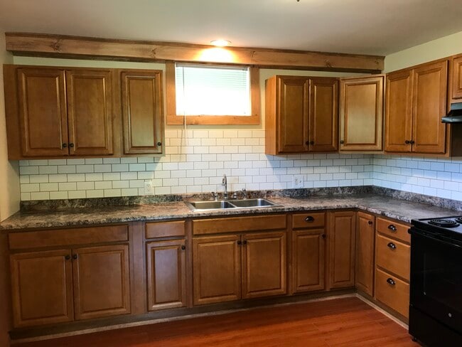 3406 Gregg Hill Rd Unit 2