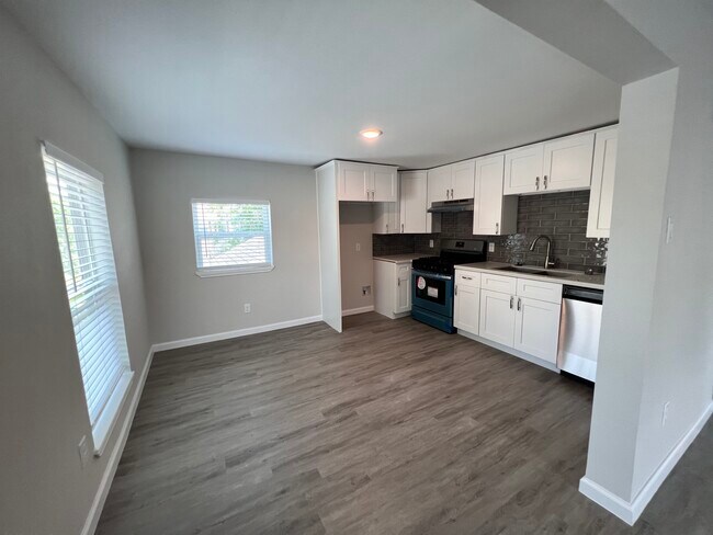 6708 Avenue I Unit E