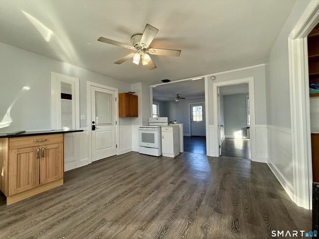 Photo - 30 Russell St