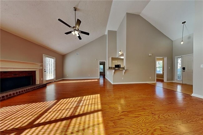 Photo - 2077 Green Gate Pl