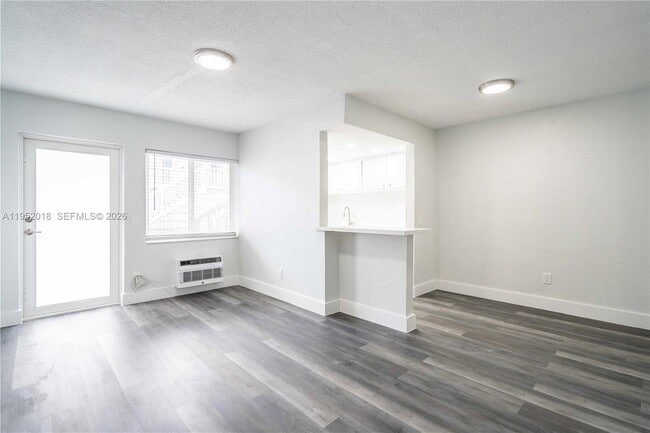 Photo - 6650 Miller Dr Unit 7