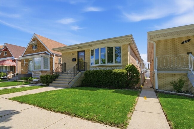 Photo - 3919 N Cumberland Ave