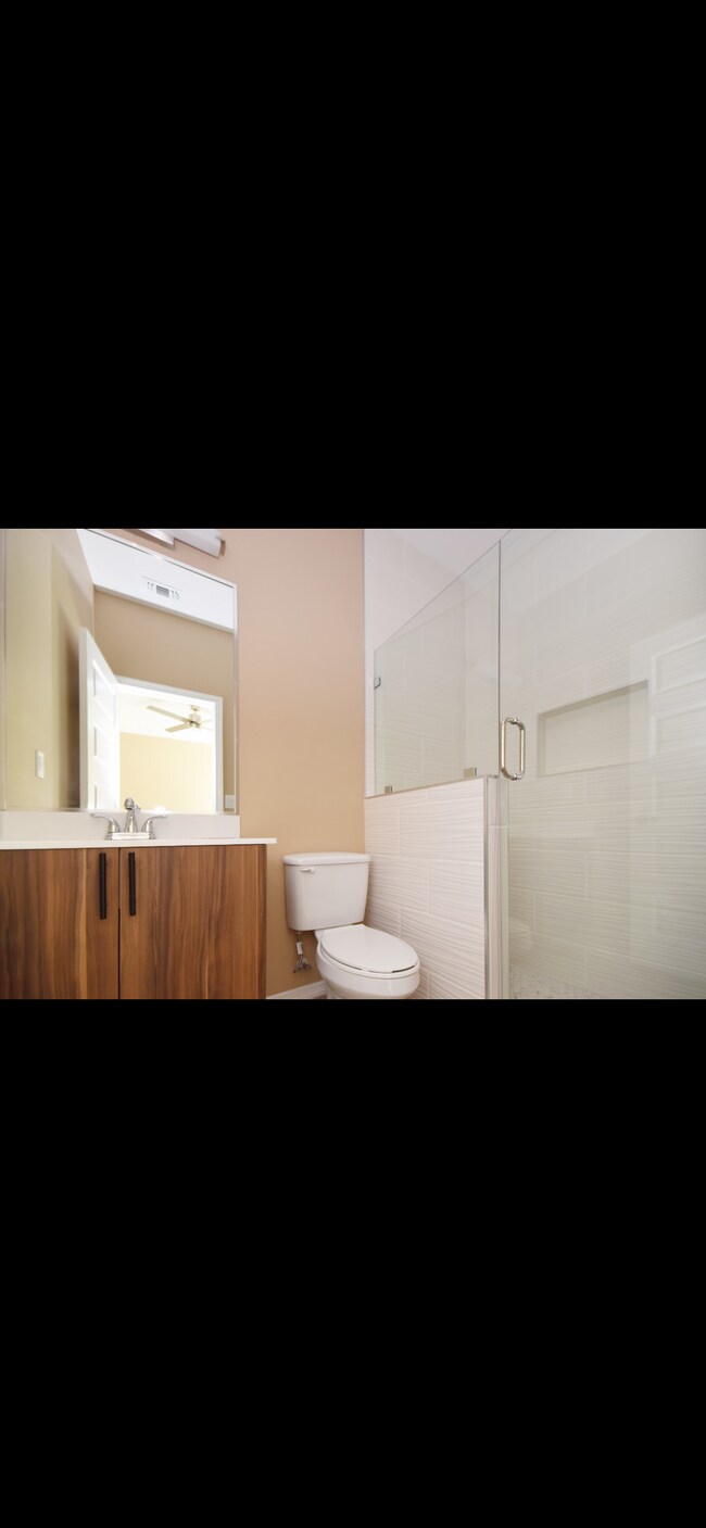 Photo - 918 N Spruce St Unidad number 4