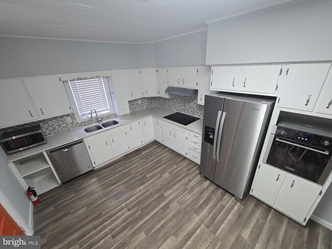 Photo - 9 E Simpson St