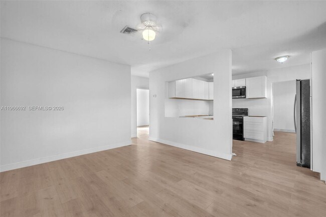 Photo - 841 NW 15th Terrace