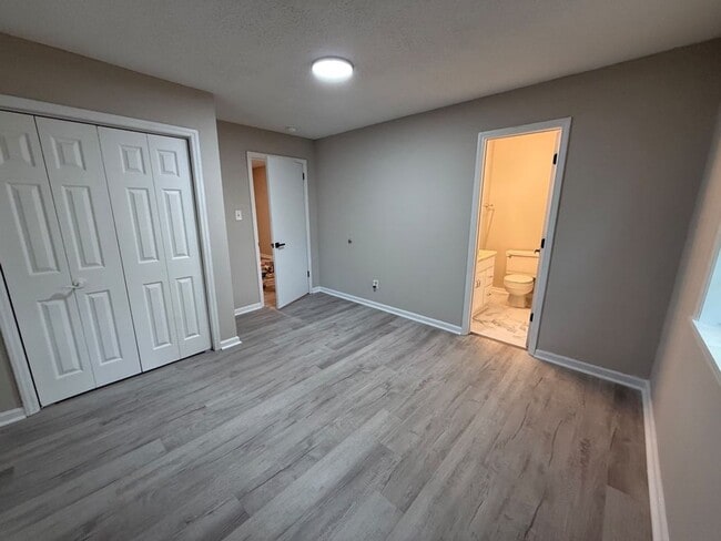 306 E Texas Ave