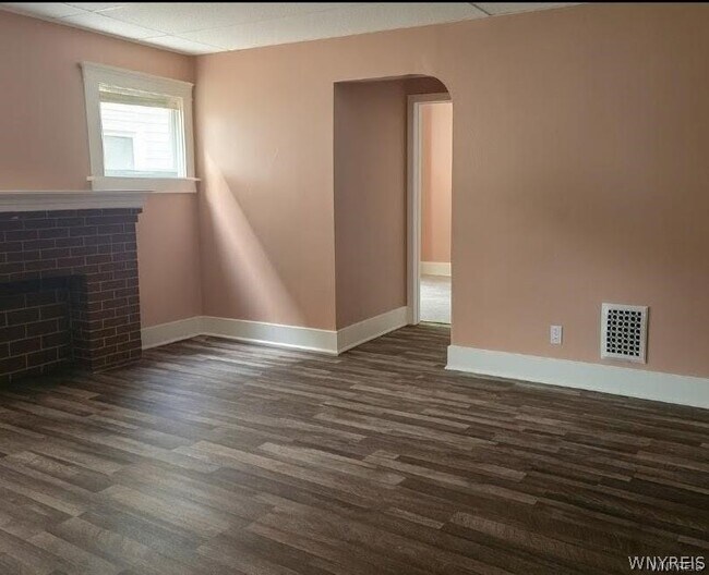 Photo - 196 Englewood Ave