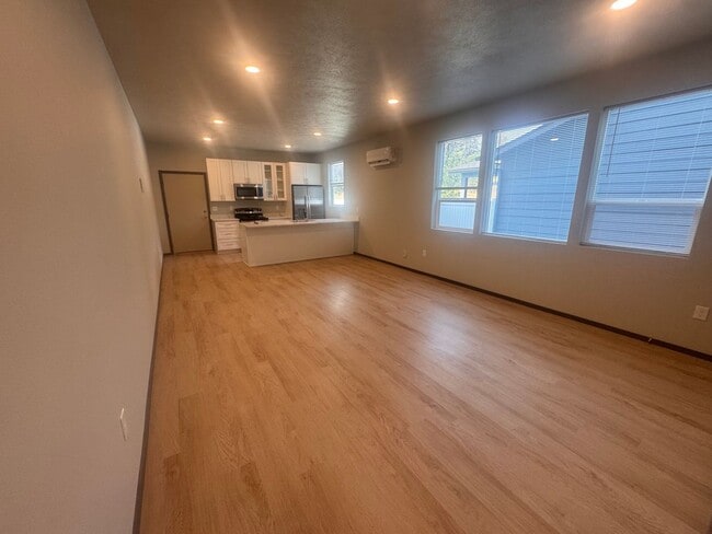 Building Photo - 4417-4419 West 30th Avenue Unit 4419