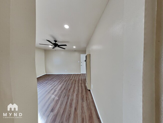 Photo - 2516 I St Unit 7