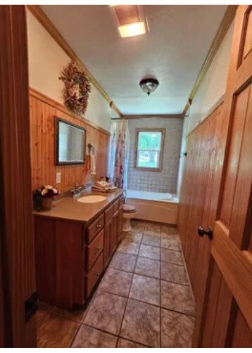 Photo - 216 Caroline Dr