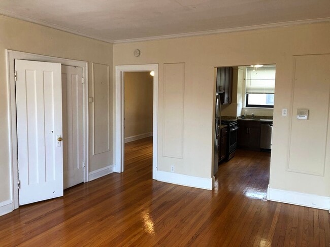 4600 N Winchester Ave Unit 3H