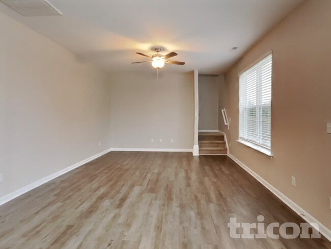 Photo - 144 Yadkin St