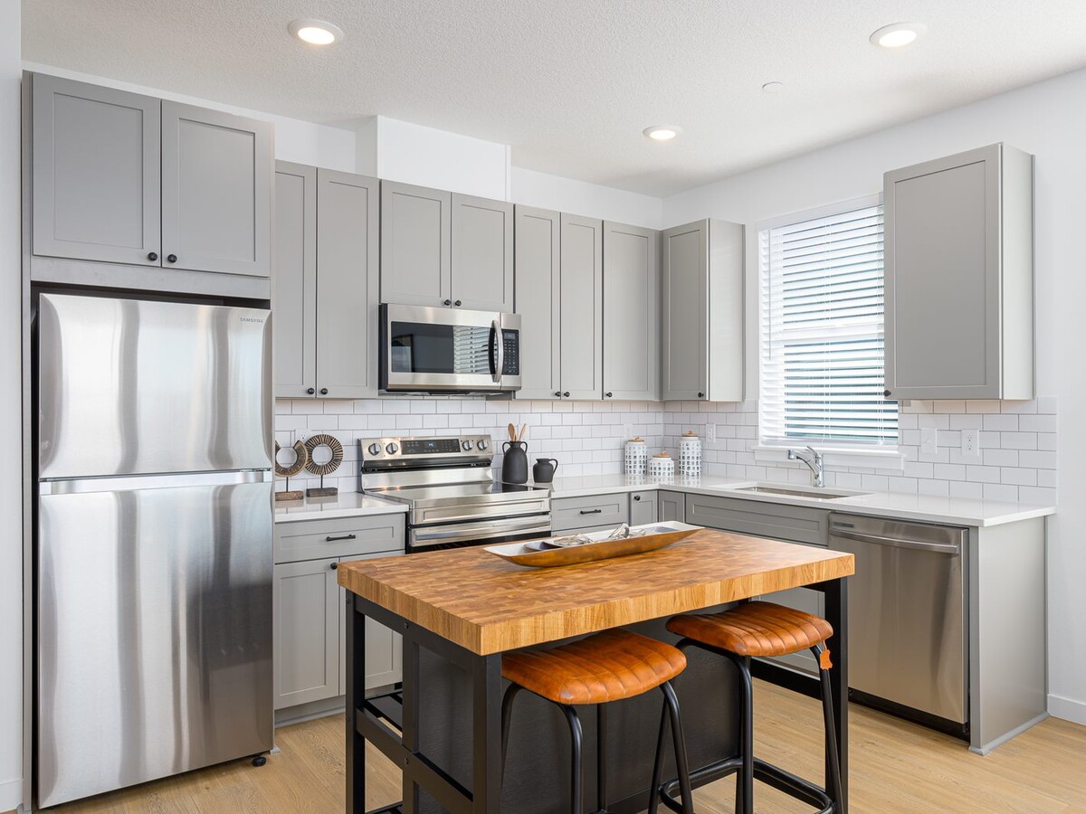 Kitchen - 10871 SW Annand Hill Ct Casa Adosada