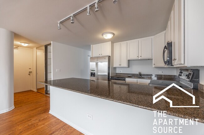 Photo - 1344 N Dearborn St Unit 17G