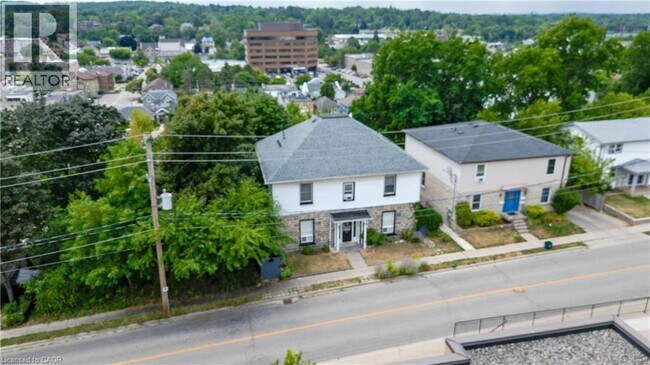 Photo - 50 Wellington St Unit 3