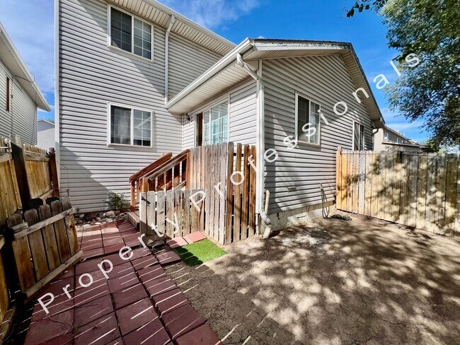 Townhouse in Silt for Rent - Townhouse in Silt for Rent