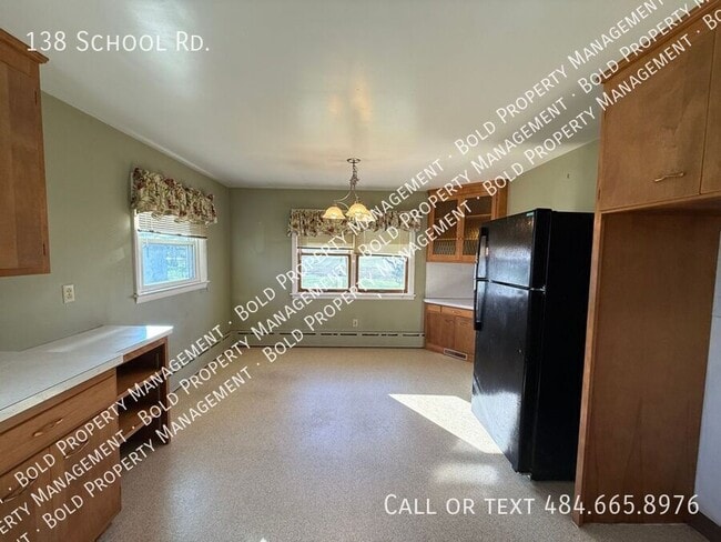 Photo - 138 School Rd