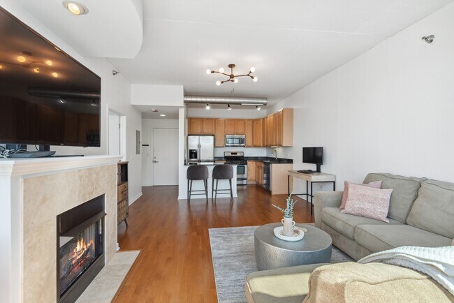 Photo - 909 W Washington Blvd Unit 1001