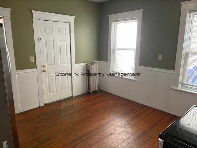 Photo - 154-156 Oakland Avenue Unit 1