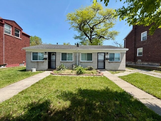 Building Photo - 1 Bedroom One Bath Unit For Lease