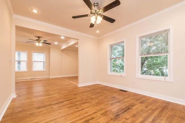 Photo - 211 N Madison St