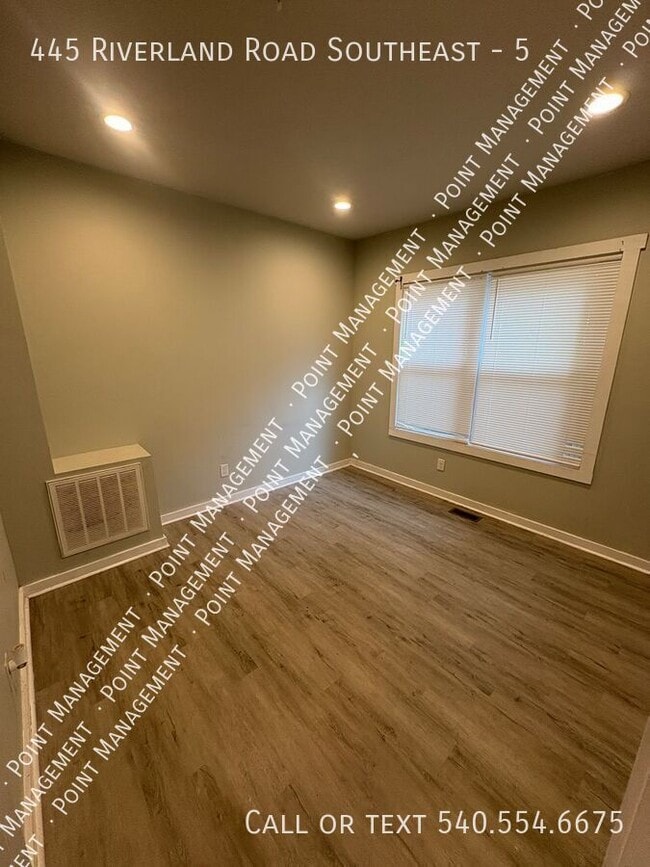 Photo - 445 Riverland Rd SE Unidad 5