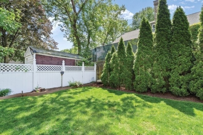 Photo - 79 West St