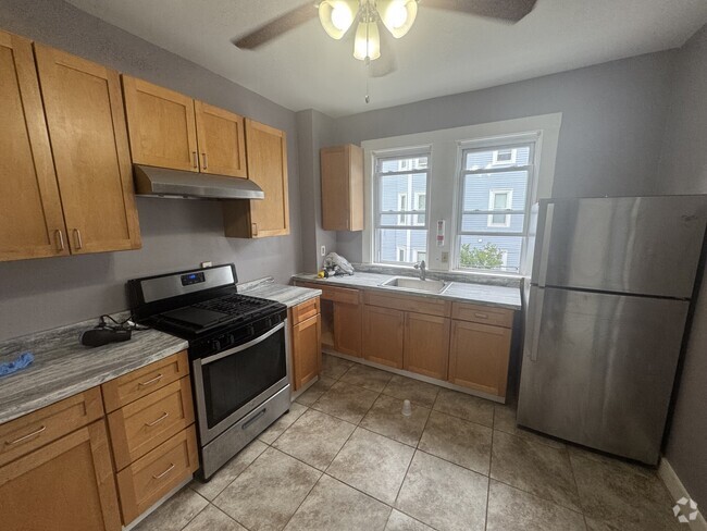 Building Photo - 196 Sherman St Unit 2A Rental
