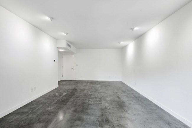 Photo - 7767 Hollywood Blvd Unit 106