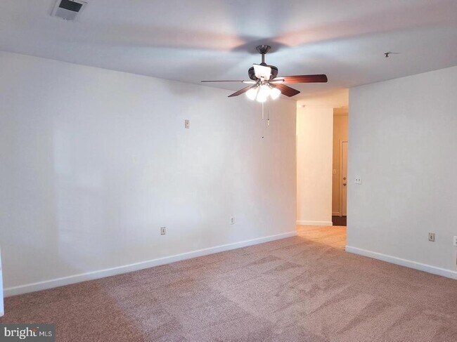 42492 Mayflower Terrace Unit 203