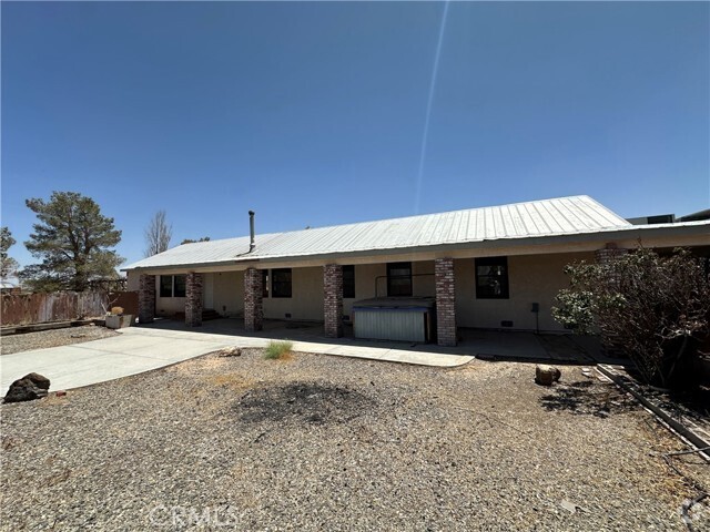 Building Photo - 46363 Valley Center Rd Rental