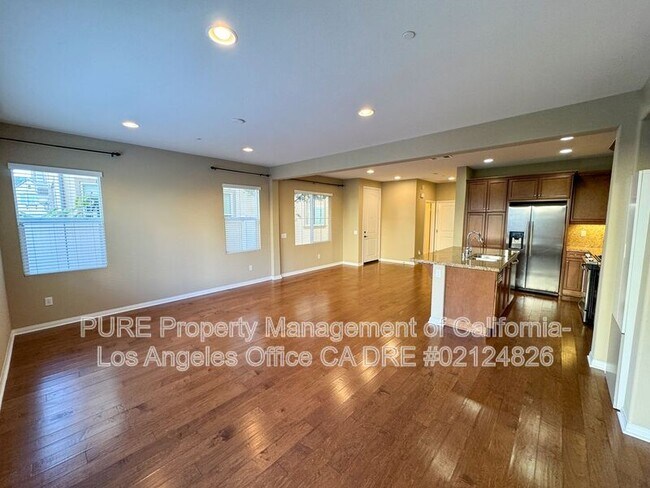 Photo - 783 Gatun St