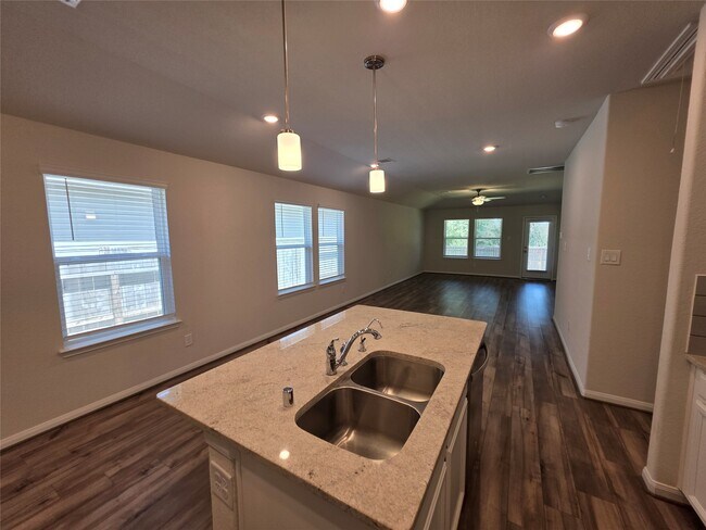 221 Harper Ridge Dr