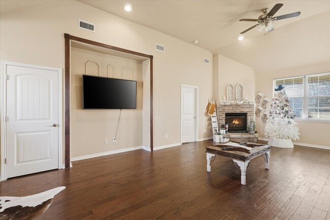 Photo - 1720 Elk Run Dr
