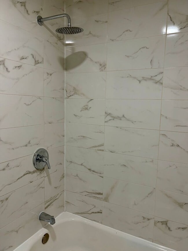 Photo - JOJO 172 LLC Unit 172-1