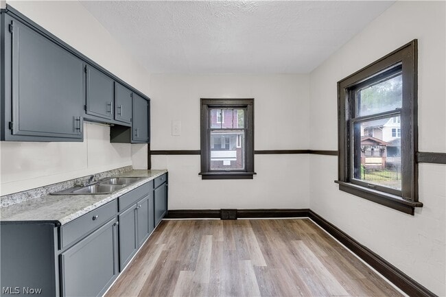 Photo - 1144 E 145th St Unit 2/Left