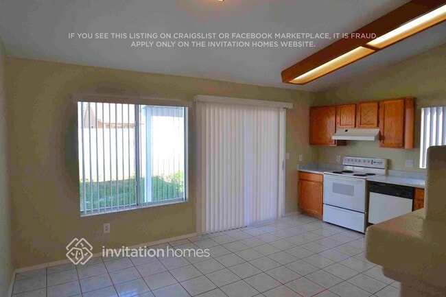 Photo - 2703 N 87th Ave