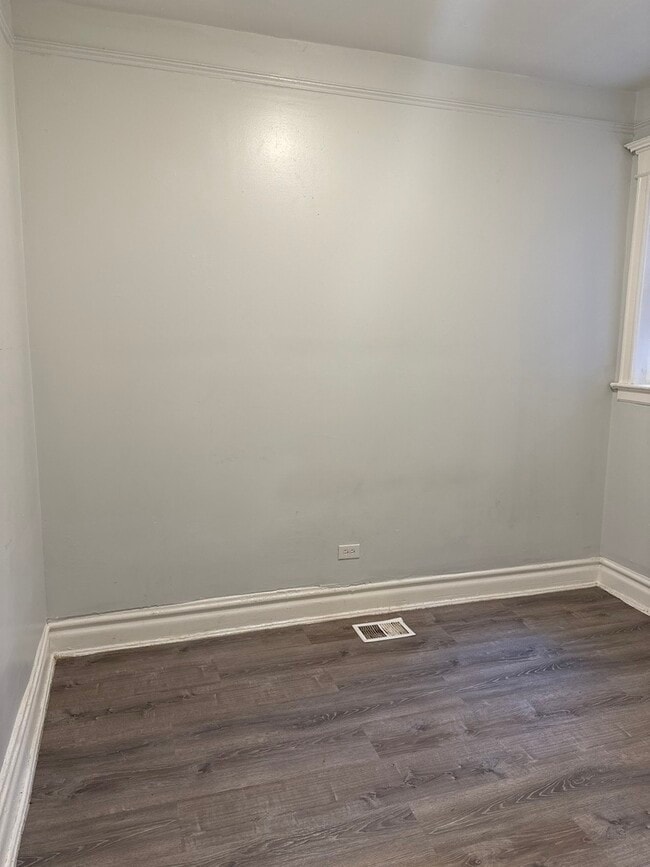 Photo - 6344 S Eberhart Ave