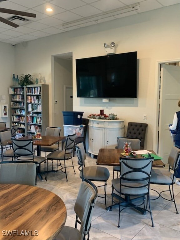 Photo - 306 Emerald Bay Cir Unidad J5