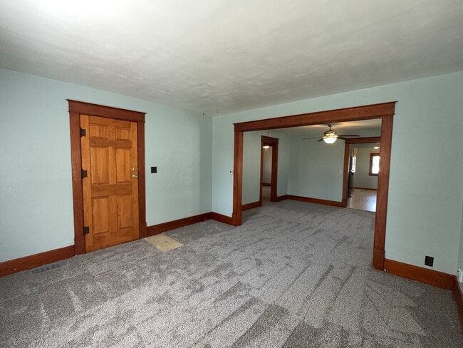 Photo - 2125 N Purdum St