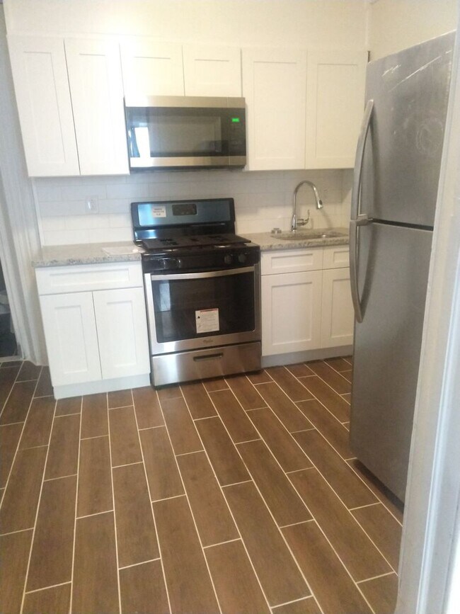 Photo - 1336 N 15th St Unit 2F