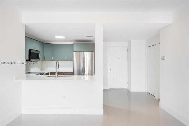 Photo - 2280 SW 32nd Ave Unit 201