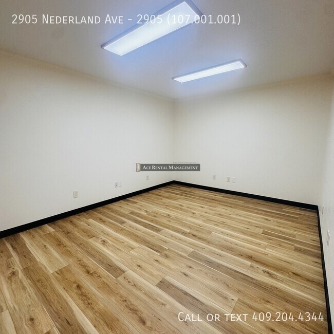 Photo - 2905 Nederland Ave Unidad 2905 (107.001.001)