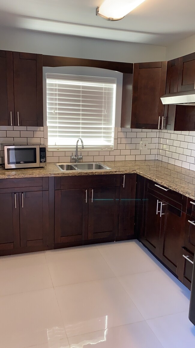 Cocina - 20421 SW 104th Ct Unidad EFFICENSE