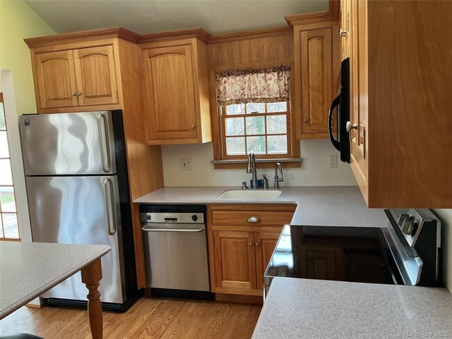 Photo - 34 Scholl Dr